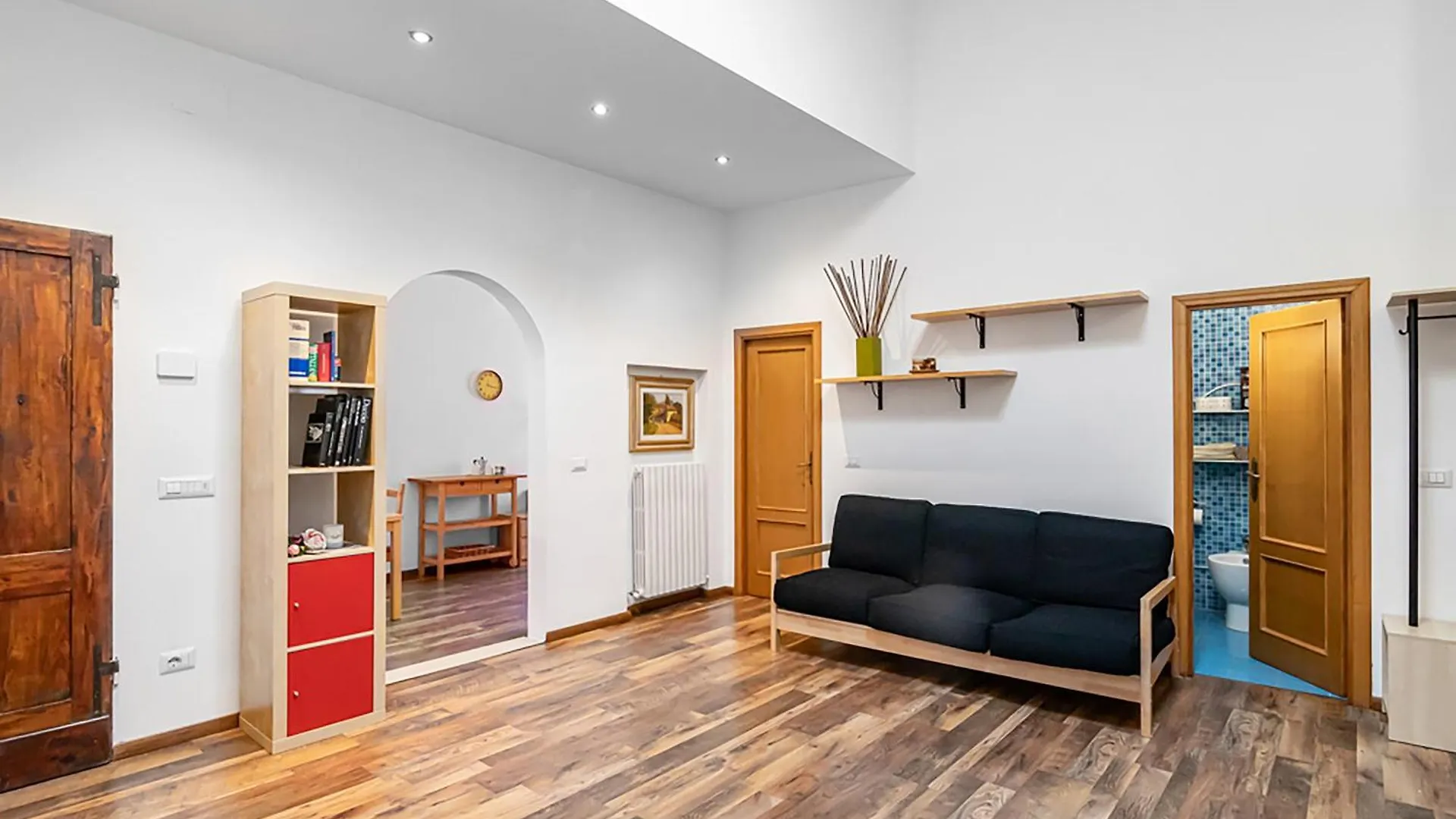 Camollia Central Modern Apartment! Siena Apartment